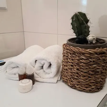 Max,free Parking דוברובניק